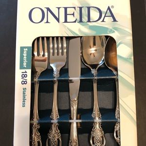 ONEIDA Stainless 18/8 Renoir-Pembrooke 40 pcs NEW